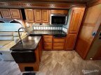 Thumbnail Photo 4 for 2016 Winnebago Adventurer