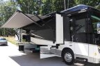Thumbnail Photo 5 for 2016 Winnebago Meridian