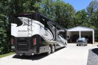 Thumbnail Photo 3 for 2016 Winnebago Meridian