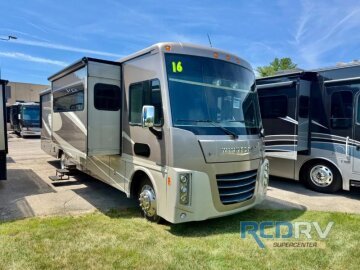 2016 Winnebago Sightseer