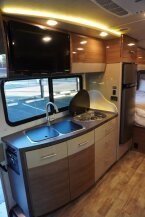 Thumbnail Photo 6 for 2016 Winnebago View 24J for Sale by Owner
