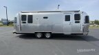 Thumbnail Photo 2 for 2017 Airstream Flying Cloud
