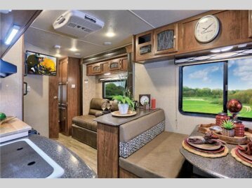 2017 Coachmen Freedom Express