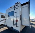 Thumbnail Photo 2 for 2017 Coachmen Leprechaun
