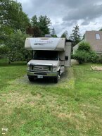Thumbnail Photo 6 for 2017 Coachmen Leprechaun 319MB
