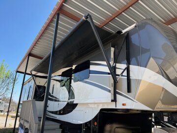 2017 DRV Mobile Suites MSA40
