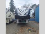 Thumbnail Photo 2 for 2017 Dutchmen Voltage