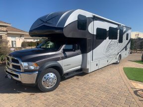 2017 Dynamax Isata Series 5 36DS