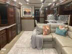 Thumbnail Photo 6 for 2017 Fleetwood Discovery LXE