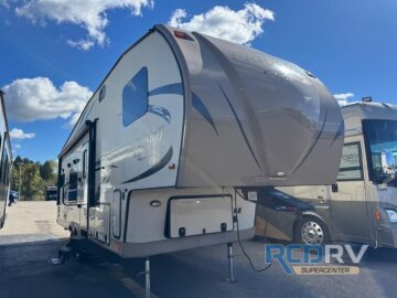 2017 Forest River Flagstaff