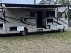 Thumbnail Photo 6 for 2017 Forest River Georgetown