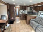 Thumbnail Photo 4 for 2017 Forest River Georgetown