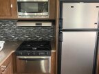 Thumbnail Photo 4 for 2017 Forest River Salem