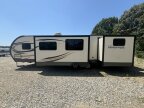 Thumbnail Photo 3 for 2017 Forest River Salem