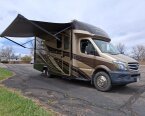 Thumbnail Photo 5 for 2017 Forest River Sunseeker 2400W