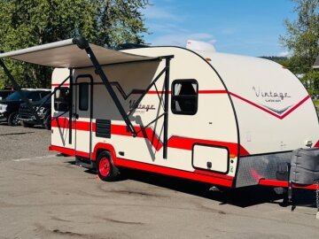 2017 Gulf Stream Vintage Cruiser