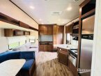 Thumbnail Photo 5 for 2017 Heartland Elkridge