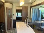 Thumbnail Photo 2 for 2017 Heartland Elkridge