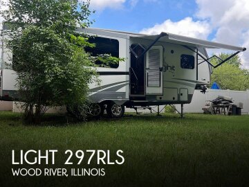 2017 Highland Ridge Light