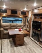 Thumbnail Photo 3 for 2017 Highland Ridge Light