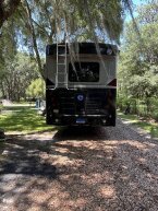 Thumbnail Photo 1 for 2017 Holiday Rambler Vacationer 33C