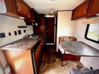 Thumbnail Photo 3 for 2017 JAYCO Jay Flight