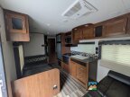 Thumbnail Photo 6 for 2017 JAYCO Jay Flight