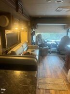 Thumbnail Photo 6 for 2017 JAYCO Precept 35S