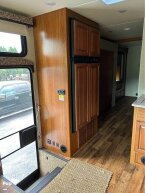Thumbnail Photo 3 for 2017 JAYCO Precept