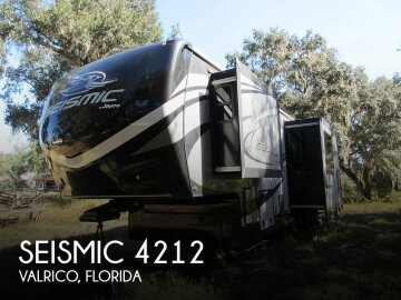 2017 JAYCO Seismic