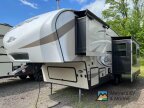 Thumbnail Photo 2 for 2017 Keystone Cougar 25RES