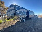 Thumbnail Photo 2 for 2017 Keystone Fuzion 422