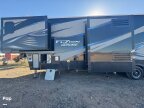 Thumbnail Photo 3 for 2017 Keystone Fuzion 422