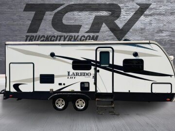 2017 Keystone Laredo