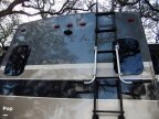 Thumbnail Photo 6 for 2017 Keystone Montana 3791RD