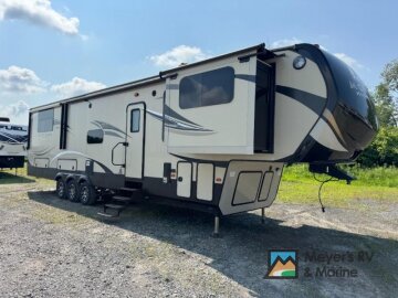 2017 Keystone Montana