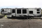 Thumbnail Photo 3 for 2017 Keystone Raptor