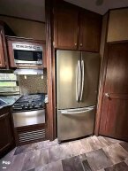 Thumbnail Photo 5 for 2017 Keystone Sprinter 326FWBHS