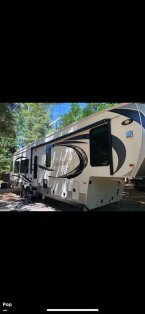 Thumbnail Photo 5 for 2017 Palomino Columbus