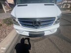 Thumbnail Photo 4 for 2017 Roadtrek Adventurous