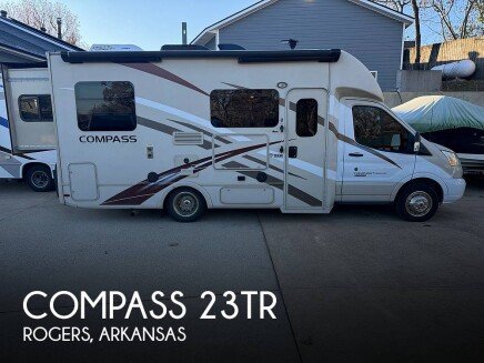 Photo 1 for 2017 Thor Compass