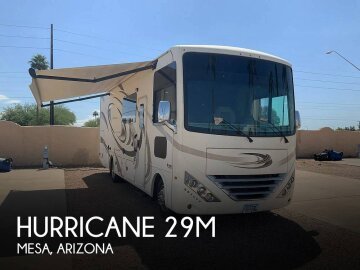 2017 Thor Hurricane 29M