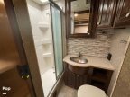 Thumbnail Photo 6 for 2017 Thor Miramar 37.1