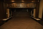 Thumbnail Photo 4 for 2017 Tiffin Allegro