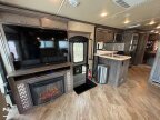 Thumbnail Photo 4 for 2017 Winnebago Forza 34T