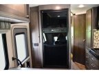 Thumbnail Photo 5 for 2017 Winnebago Fuse 23T