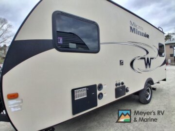 2017 Winnebago Minnie