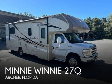 2017 Winnebago Minnie Winnie 27Q