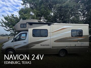 2017 Winnebago Navion 24V