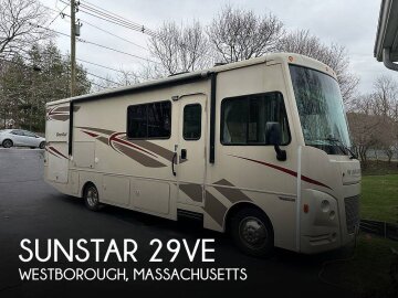 2017 Winnebago Sunstar 29VE